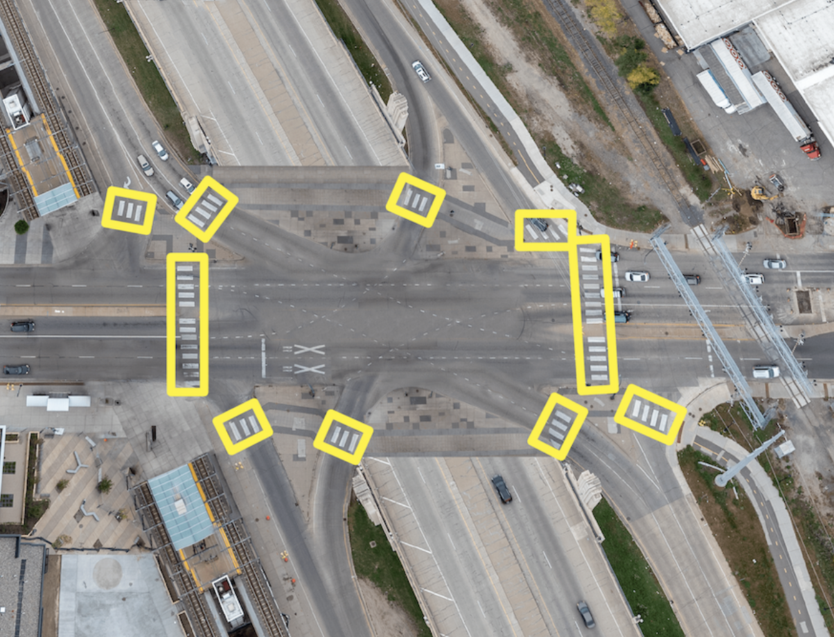 🚧 Hiawatha-Lake interchange closing for six months