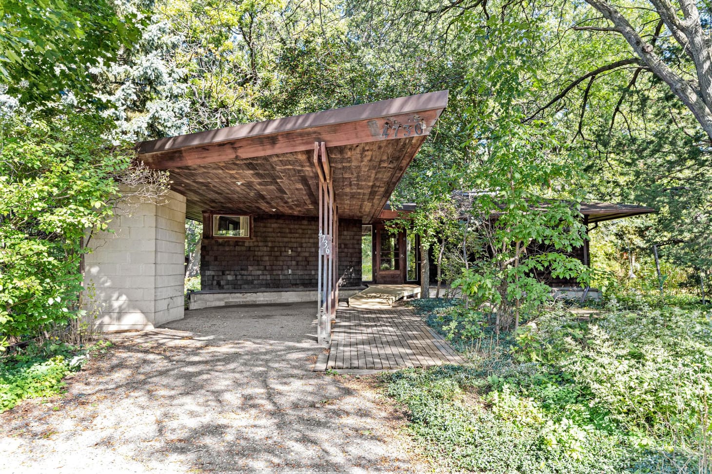 🏠 The "Butterfly House" is for sale