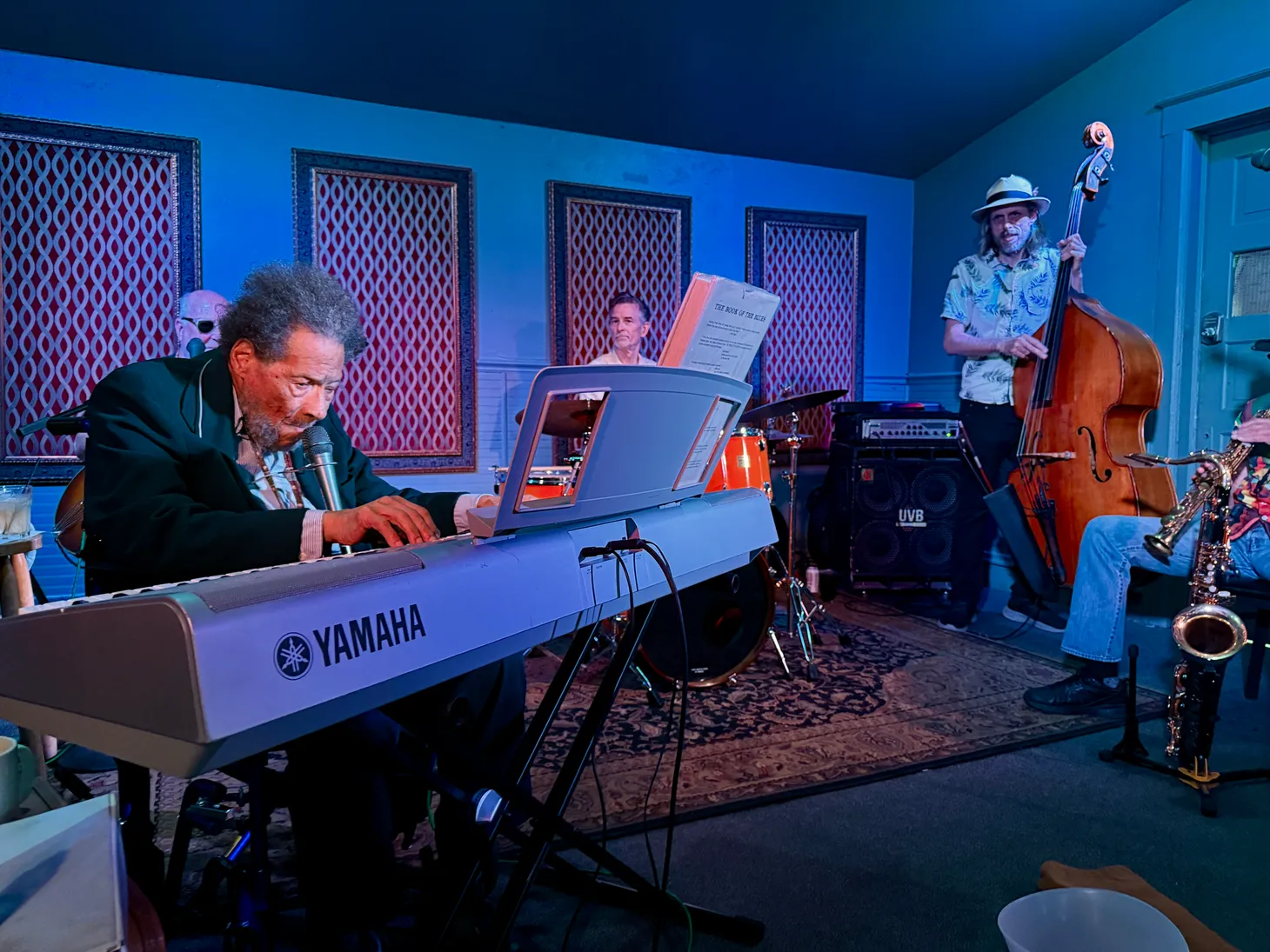 🎹 Cornbread Harris, 98, brings famed weekly gig to the Schooner