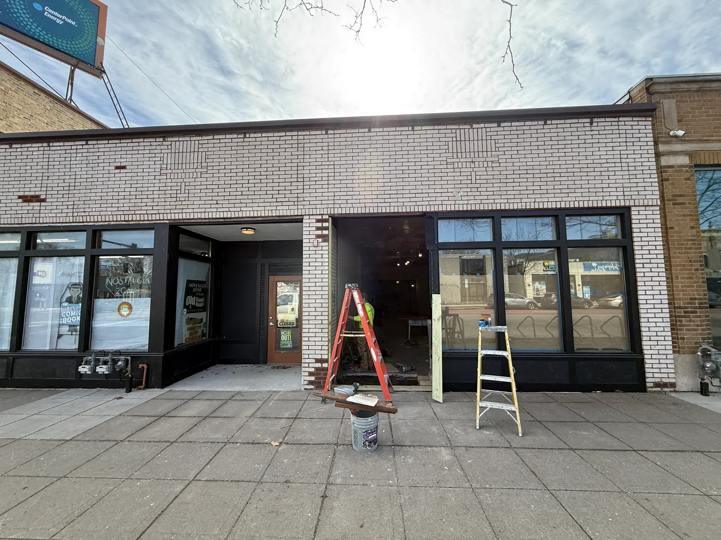 💿 Famed local record store Extreme Noise moving to 36th and Lake